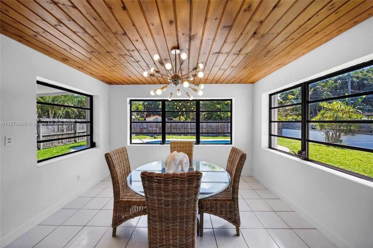 Dining room, Interior, Pendant Lights, Wooden Ceilings
