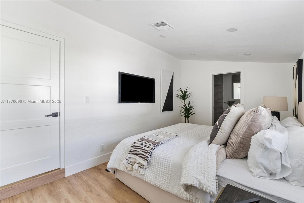 Bedroom, Interior, Wood Texture Flooring