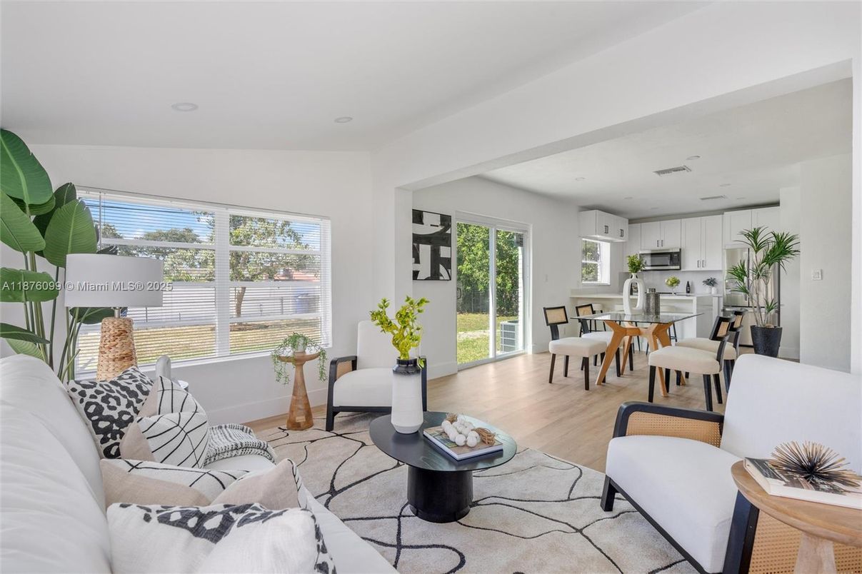 Dining room, Interior, Kitchen, Living room, Stainless Steel Appliances, Wood Texture Flooring