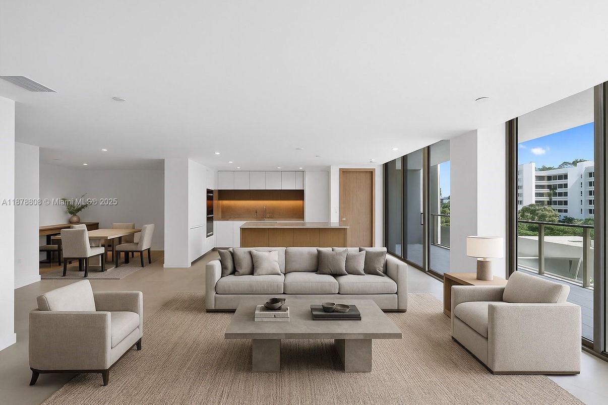 Dining room, Interior, Kitchen, Living room, Recessed Lighting