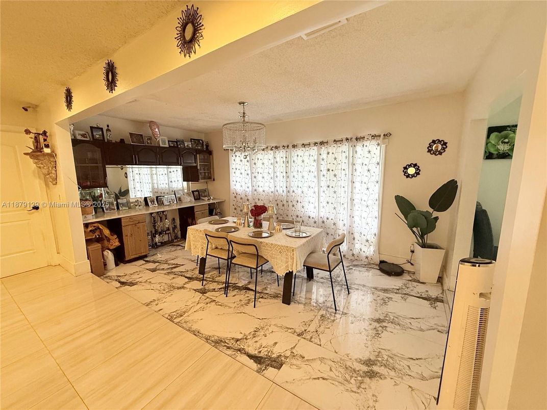 Chandelier, Dining room, Interior, Kitchen, Marble