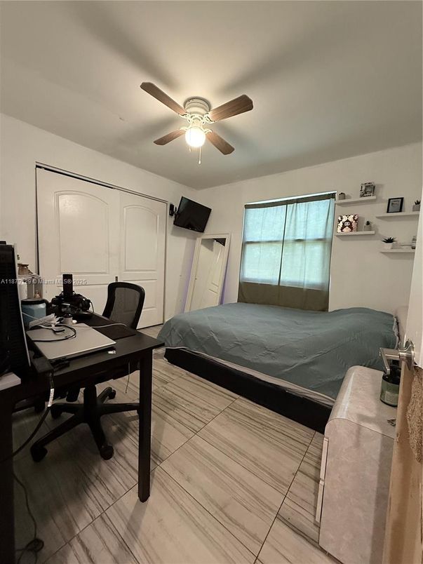 Bedroom, Home Office, Interior