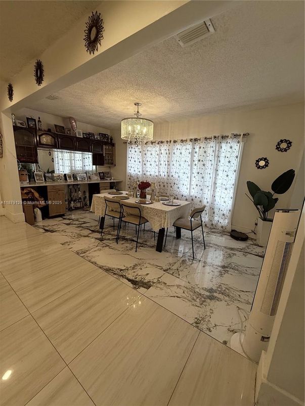 Chandelier, Dining room, Interior, Kitchen, Marble