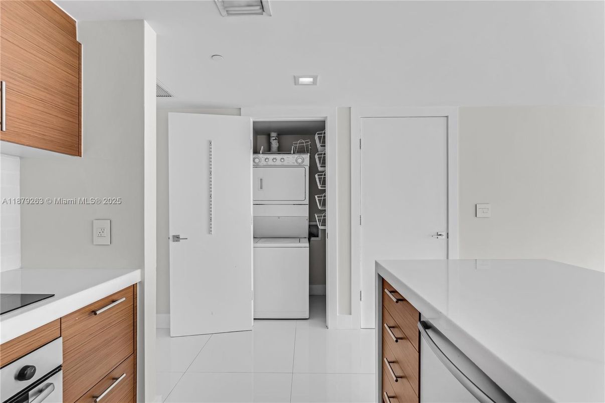 Interior, Kitchen, Recessed Lighting, Utility Closets, Washer