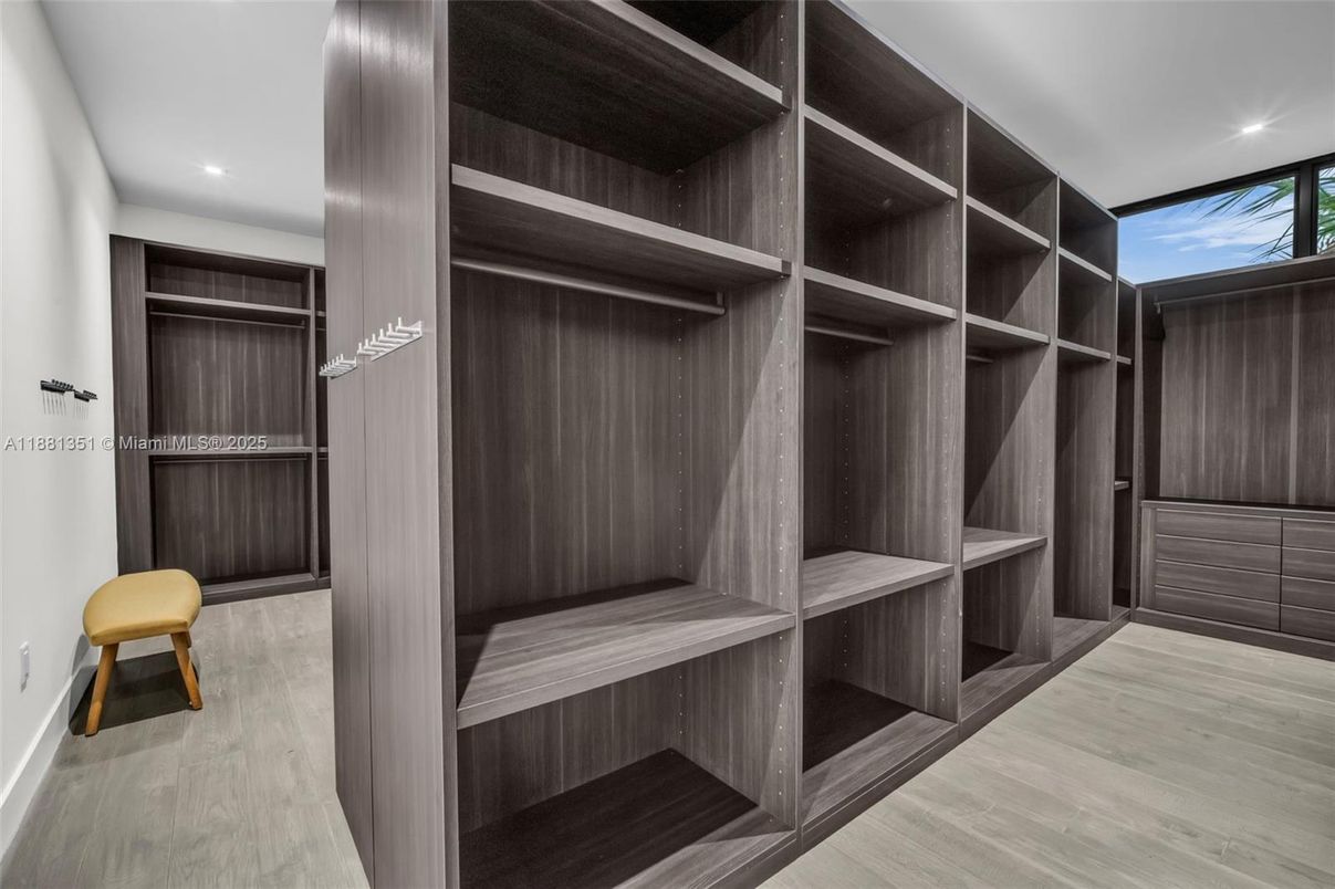 Interior, Recessed Lighting, Walk-in Closets, Wood Texture Flooring