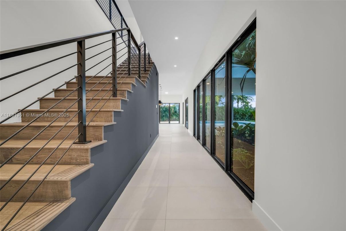 Interior, Recessed Lighting