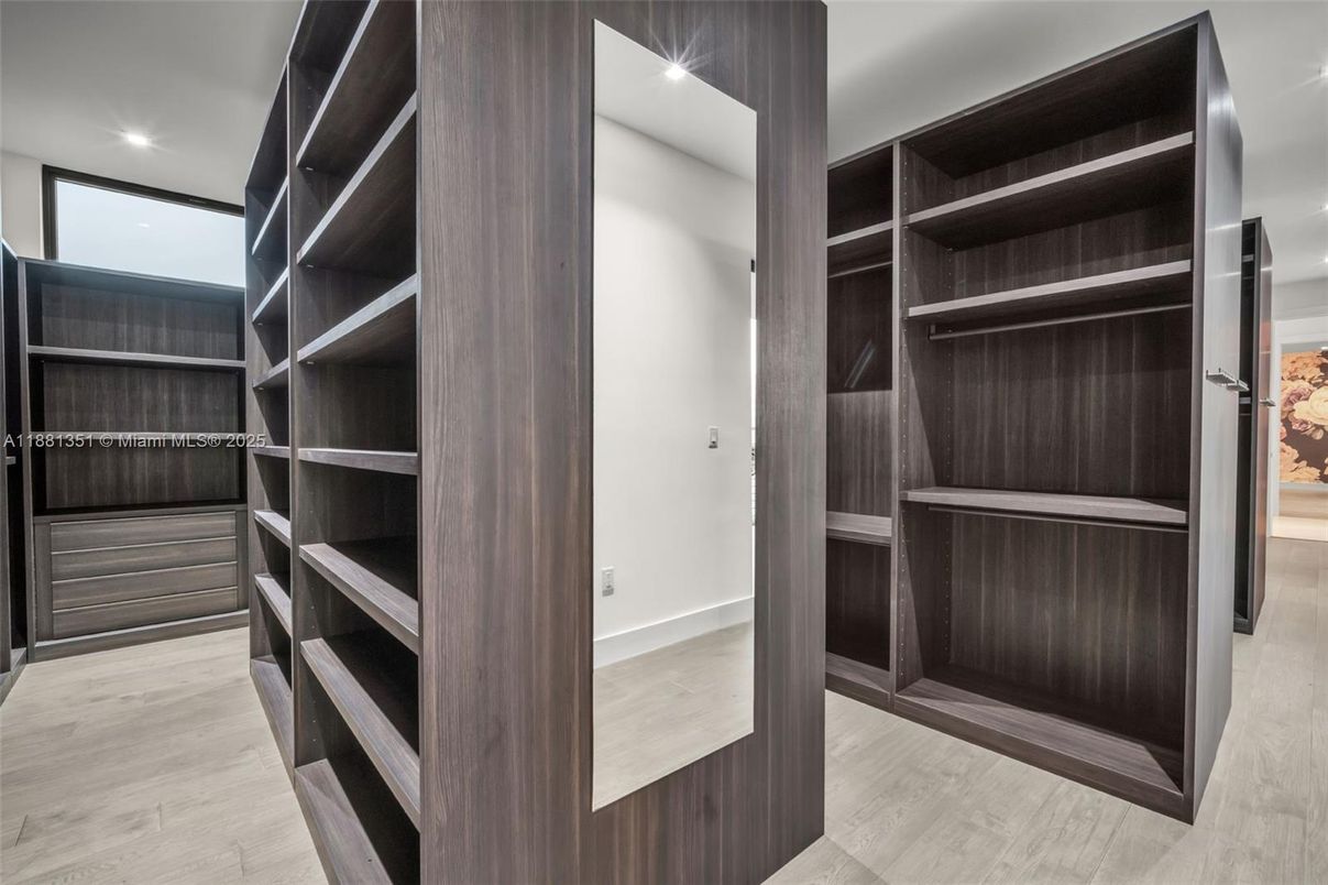 Interior, Recessed Lighting, Walk-in Closets, Wood Texture Flooring