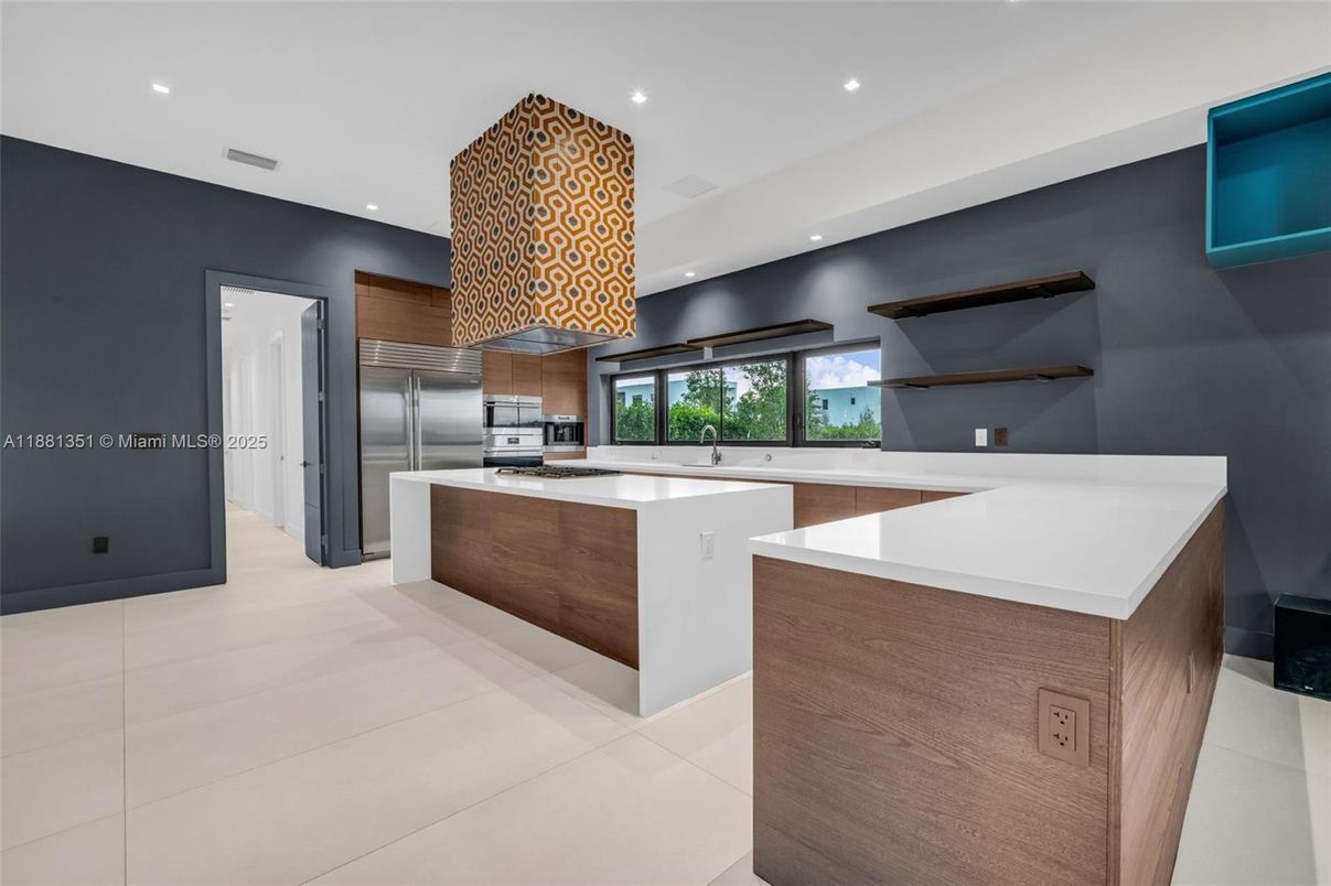 Interior, Kitchen, Pendant Lights, Recessed Lighting, Stainless Steel Appliances
