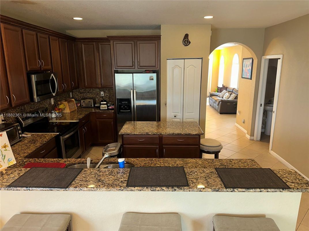 Interior, Kitchen, Recessed Lighting