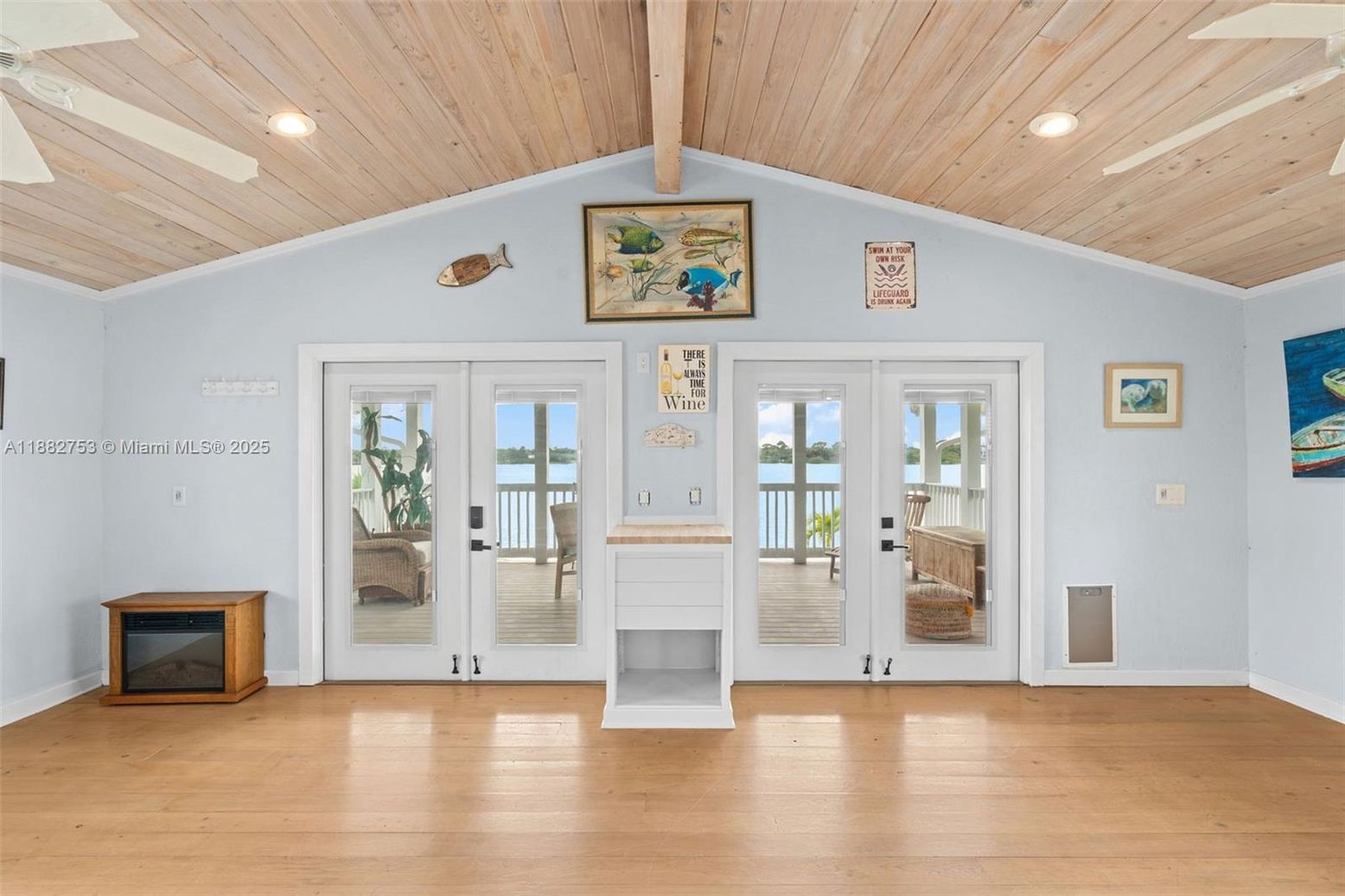 Empty room, Interior, Recessed Lighting, Wooden Ceilings, Wood Texture Flooring