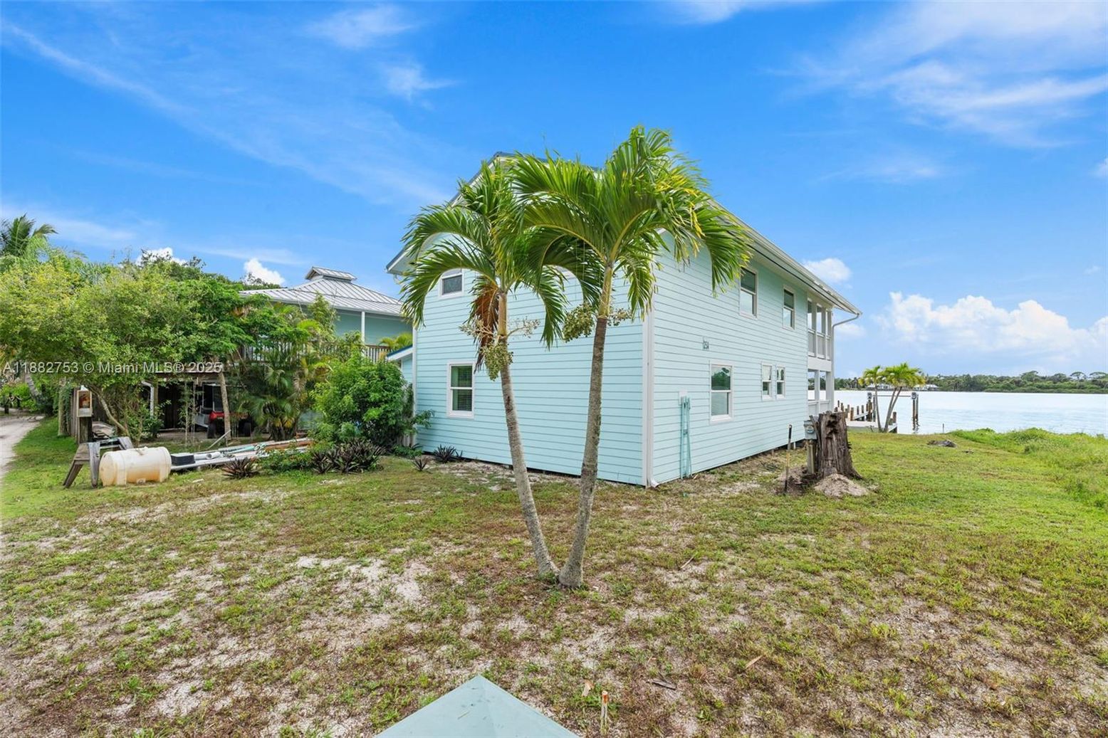 Backyard, Exterior, Water