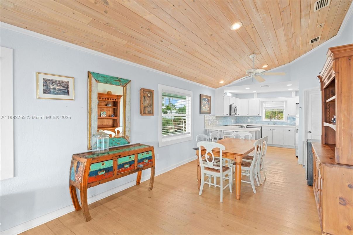 Dining room, Interior, Kitchen, Recessed Lighting, Wooden Ceilings, Wood Texture Flooring