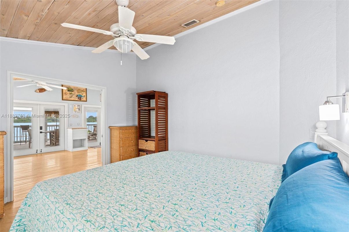 Bedroom, Interior, Wooden Ceilings, Wood Texture Flooring