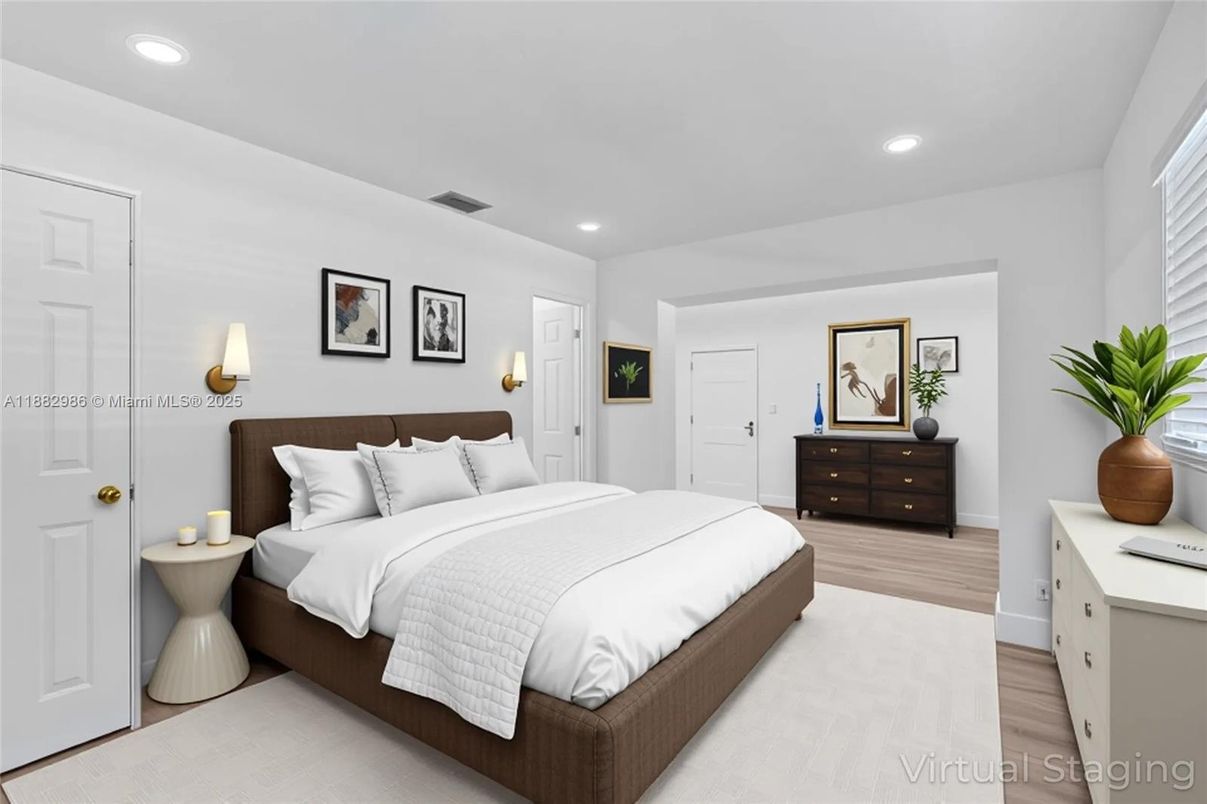 Bedroom, Interior, Recessed Lighting, Wood Texture Flooring