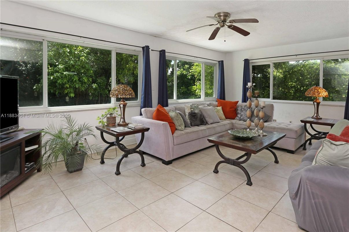 Interior, Living room, Sun Room