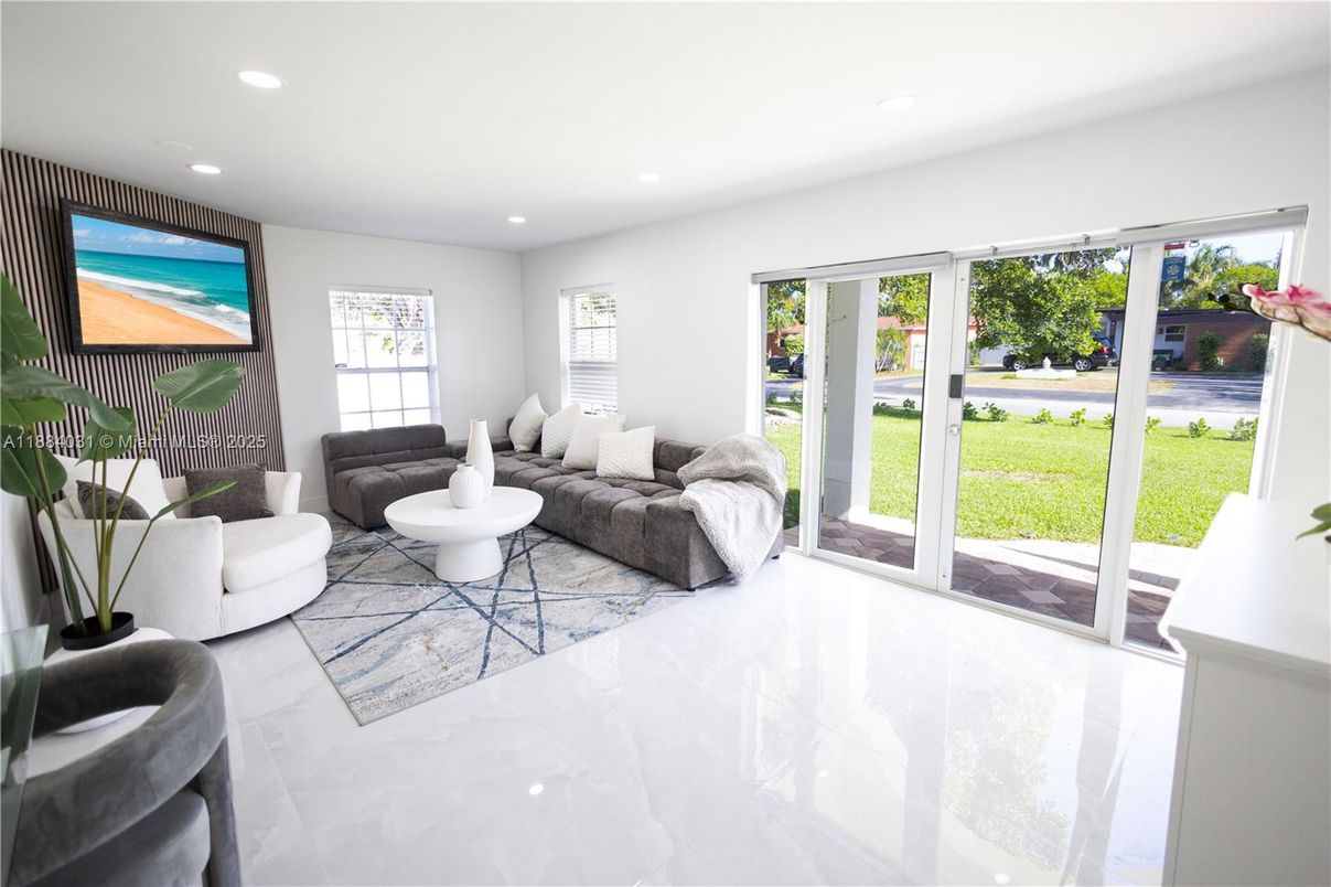 Interior, Living room, Recessed Lighting