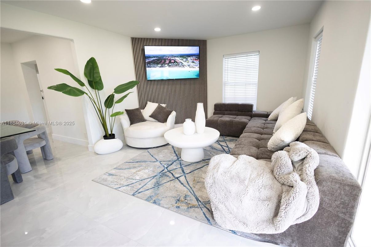 Interior, Living room, Recessed Lighting