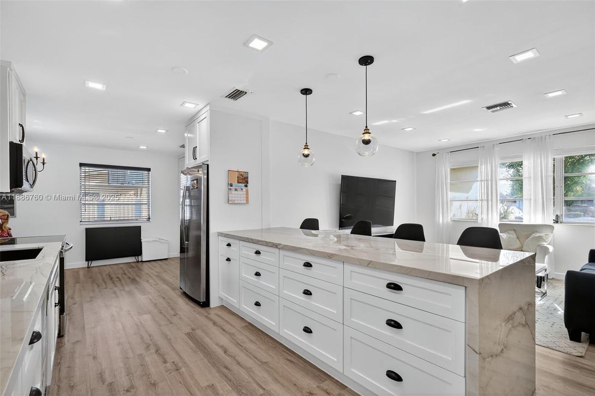 Interior, Kitchen, Pendant Lights, Recessed Lighting, Wood Texture Flooring