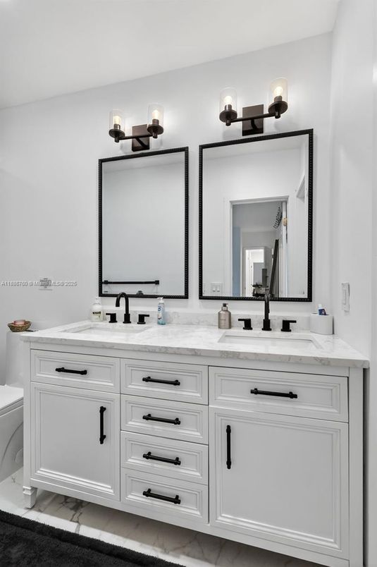 Bathroom, Dual Sink Vanities, Interior