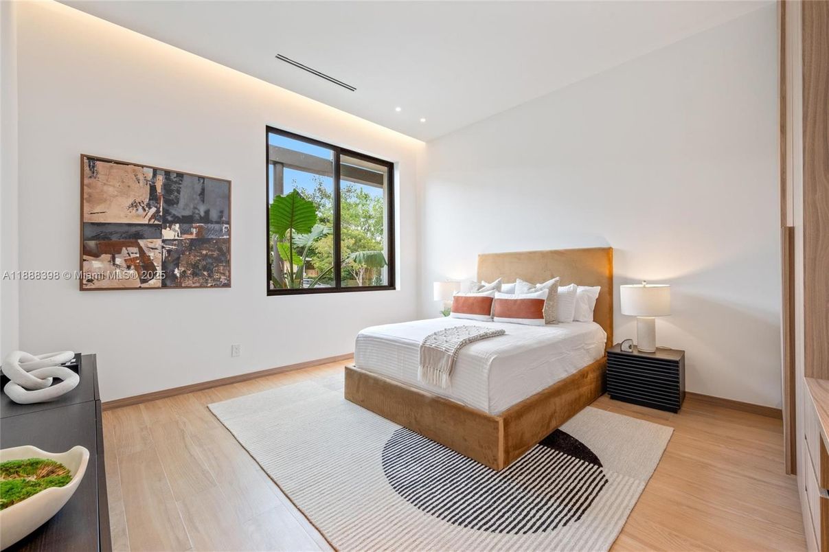 Bedroom, Interior, Recessed Lighting, Wood Texture Flooring