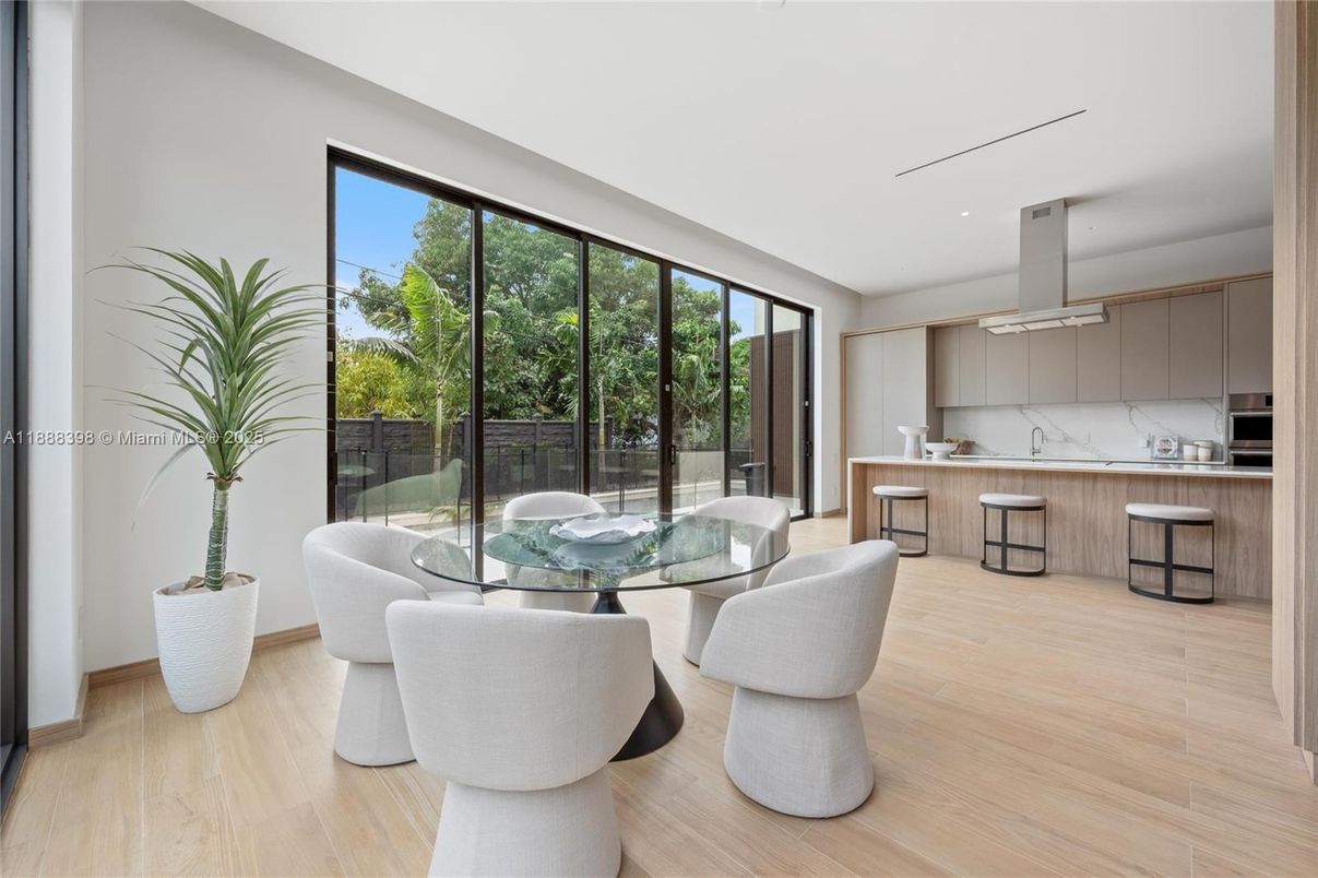 Dining room, Interior, Kitchen, Marble Walls, Recessed Lighting, Wood Texture Flooring