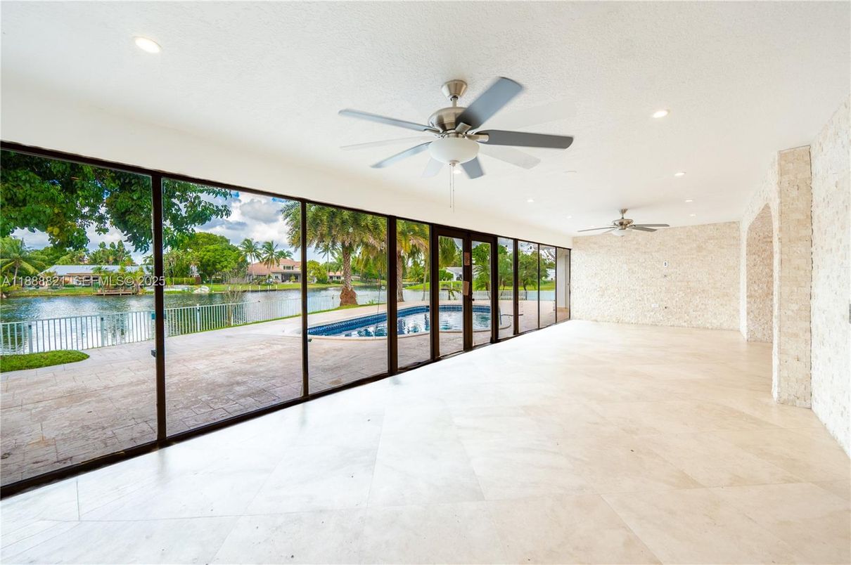 Interior, Recessed Lighting, Stone Walls, Sun Room, Water