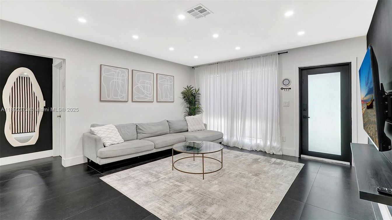 Interior, Living room, Recessed Lighting