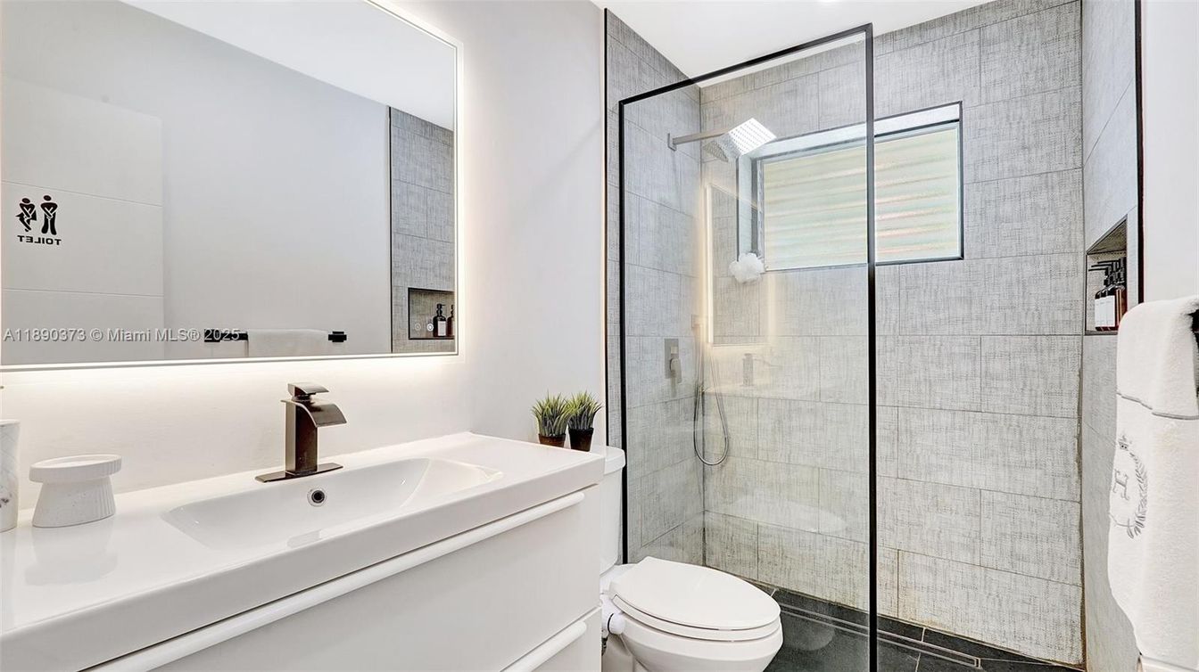 Bathroom, Glass Shower, Interior