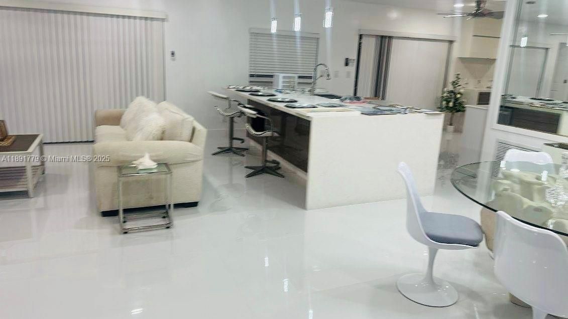 Dining room, Interior, Kitchen, Recessed Lighting