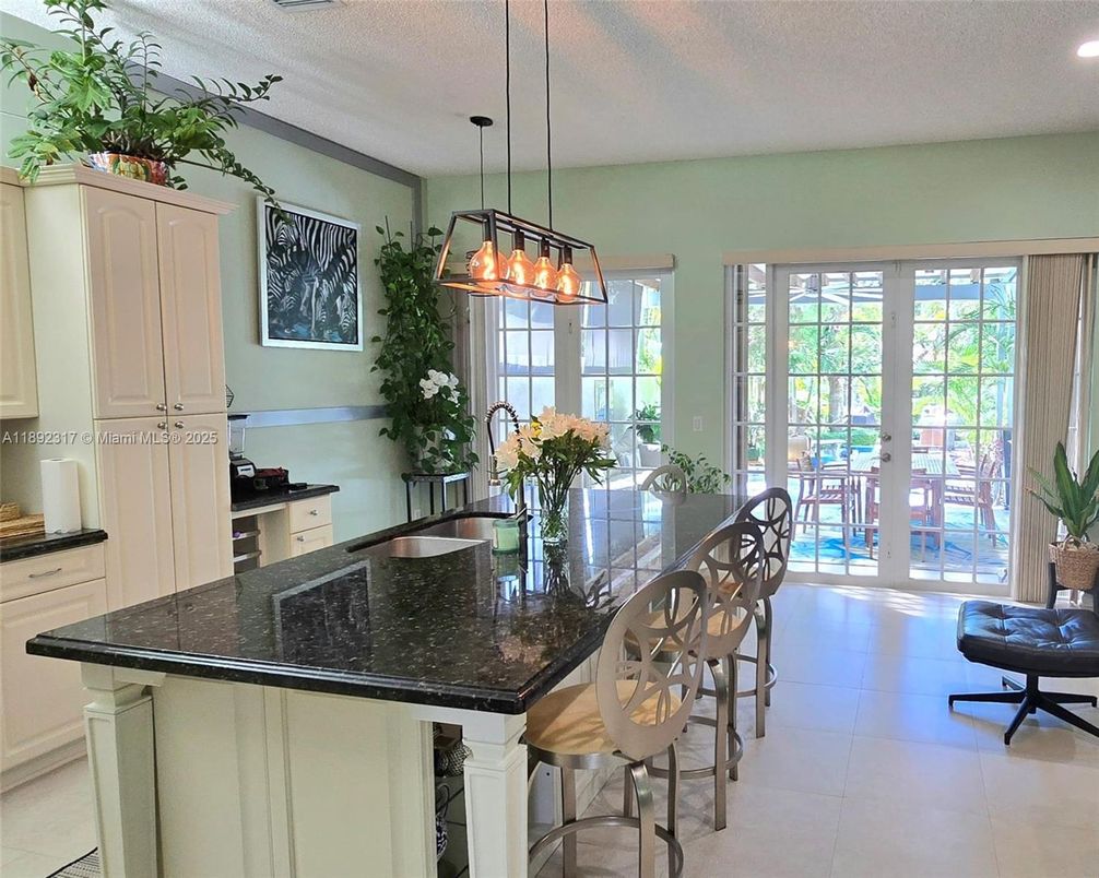 Dining room, Interior, Kitchen, Pendant Lights, Recessed Lighting