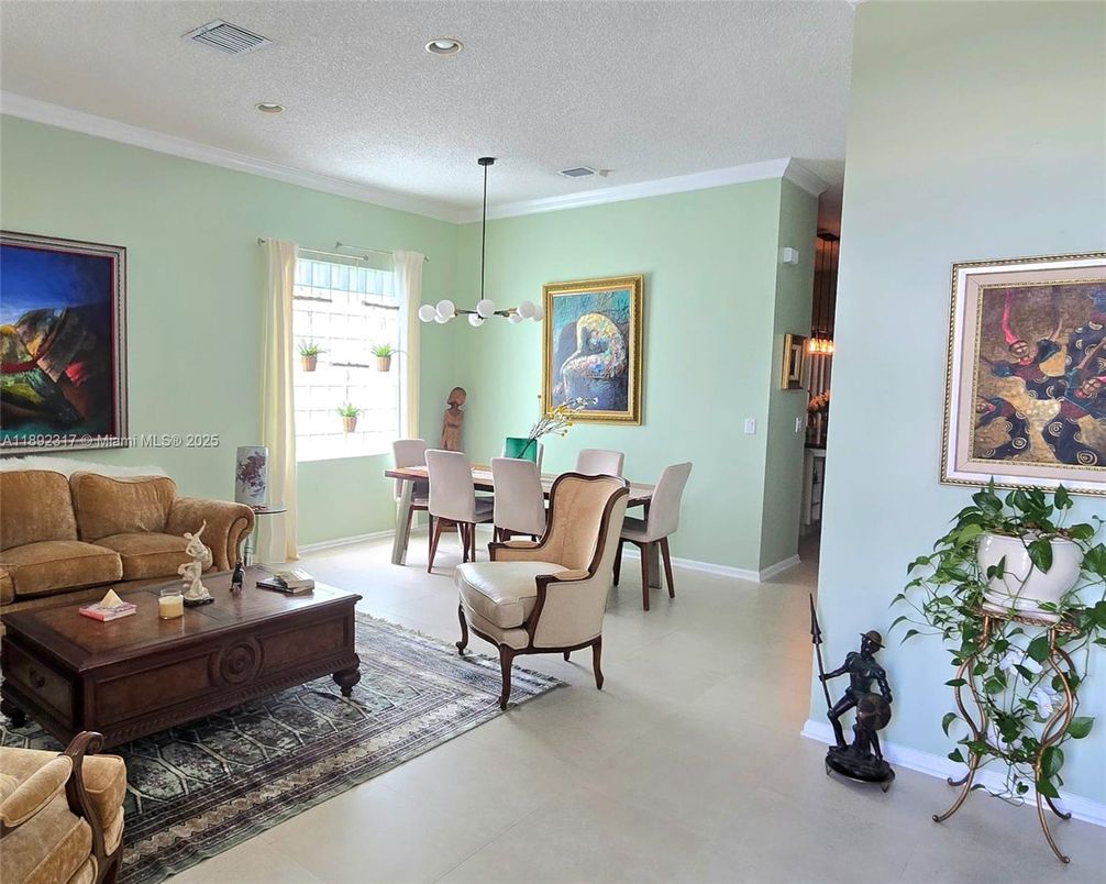 Dining room, Interior, Living room, Pendant Lights, Recessed Lighting