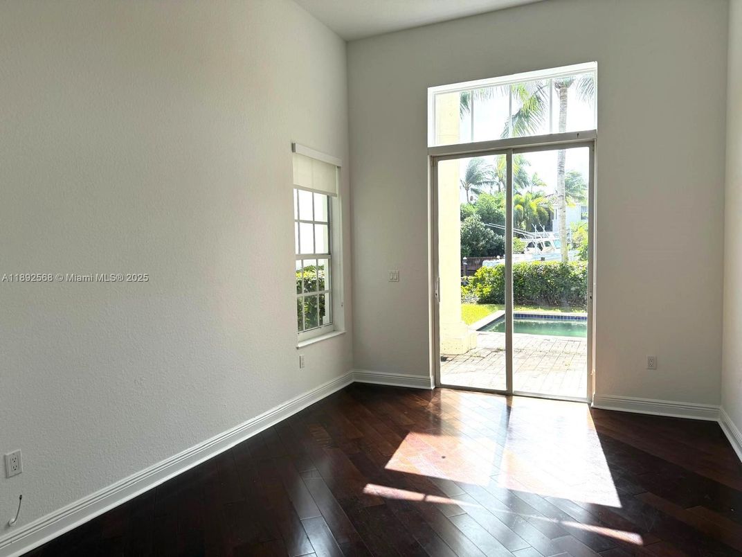 Empty room, Interior, Wood Texture Flooring