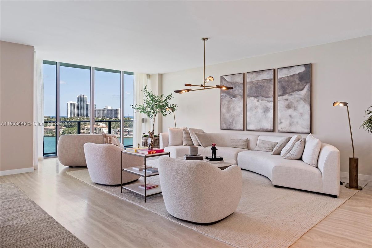 Interior, Living room, Pendant Lights, Wood Texture Flooring