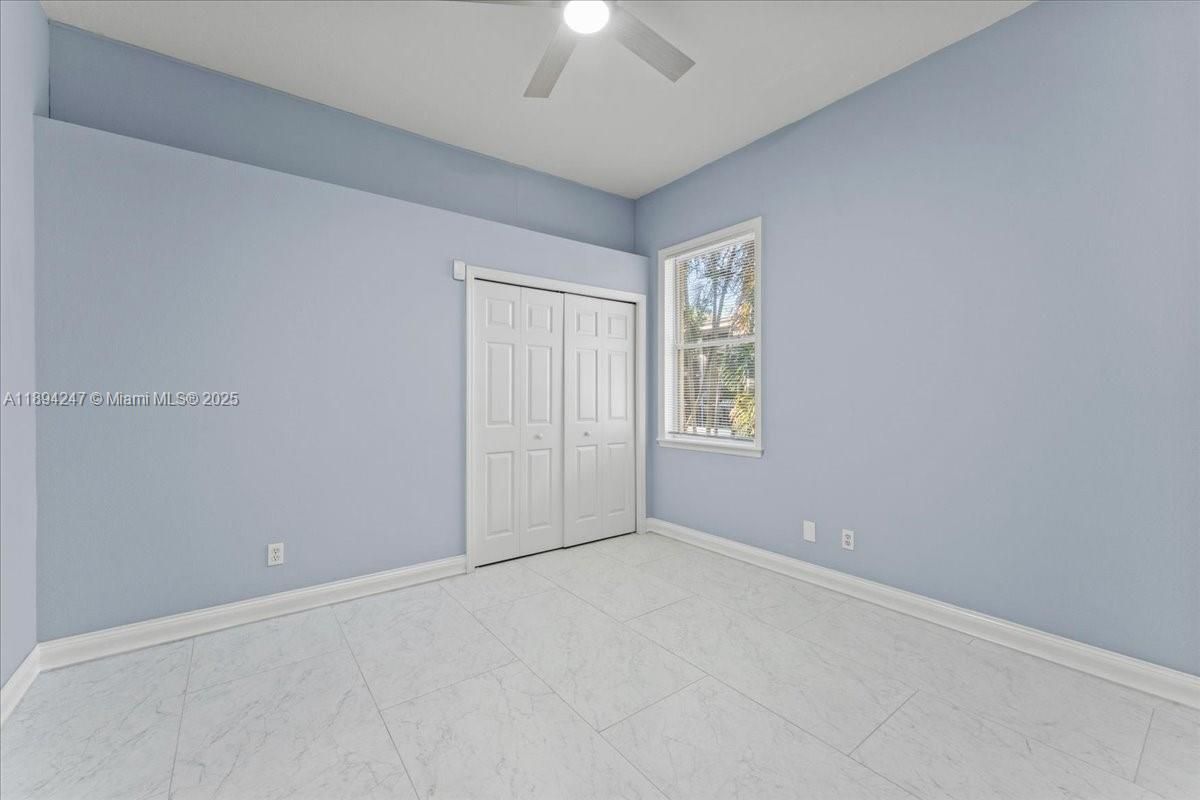 Empty room, Interior, Marble