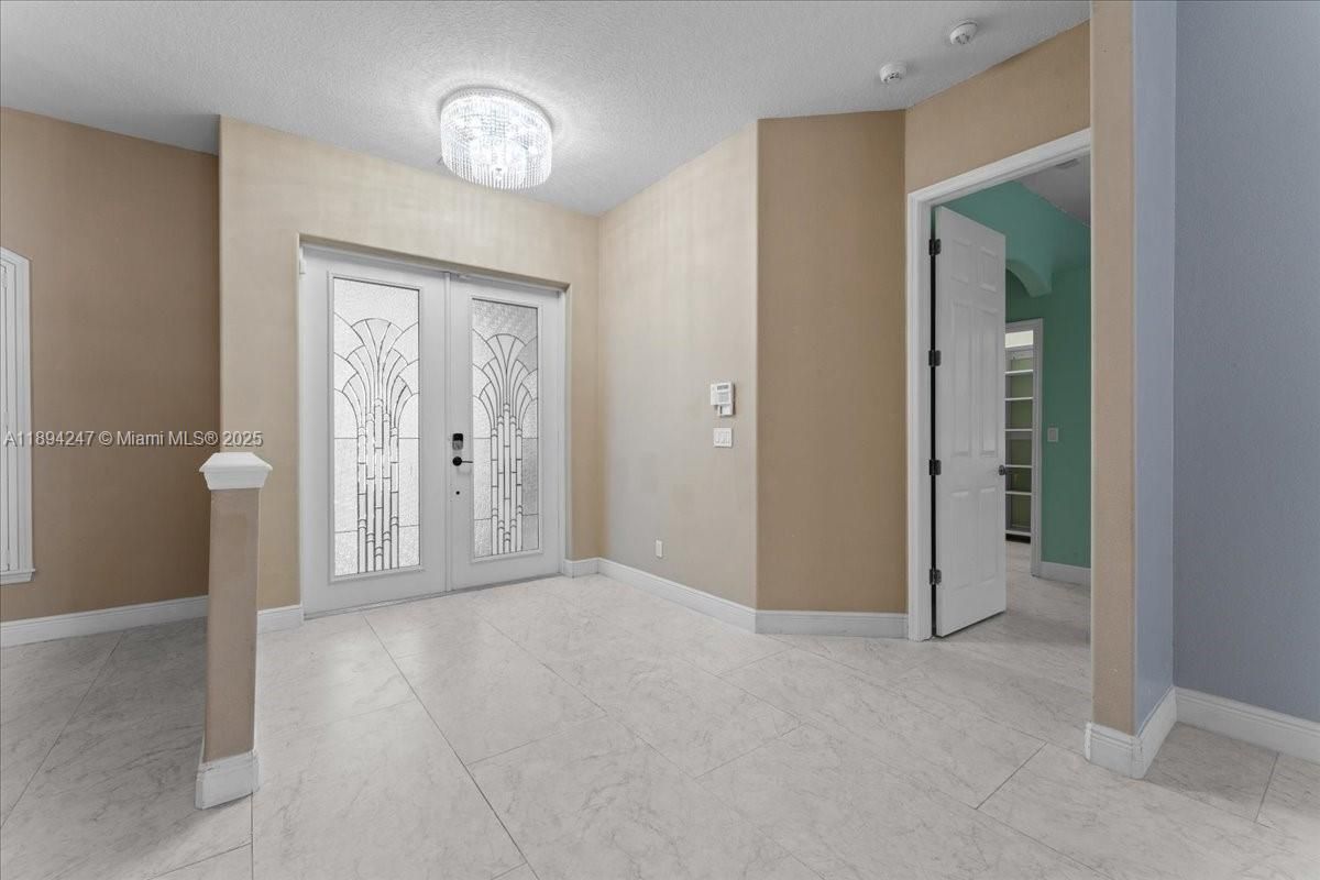 Chandelier, Empty room, Interior, Marble