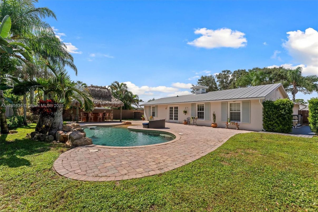 Backyard, Exterior, Pool