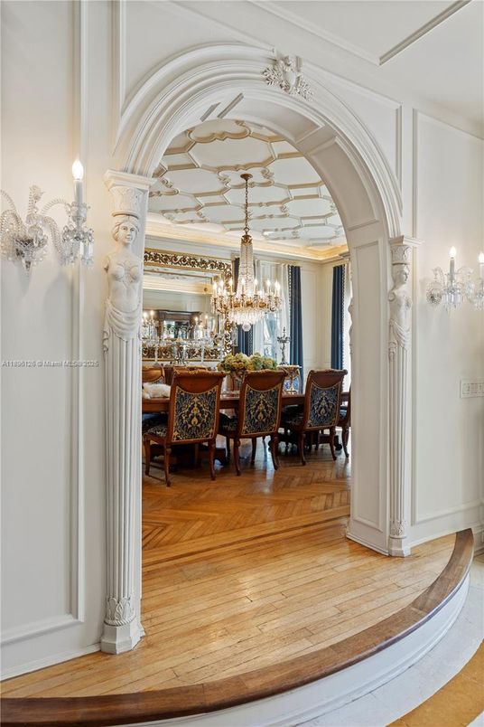 Chandelier, Dining room, Interior, Wood Texture Flooring