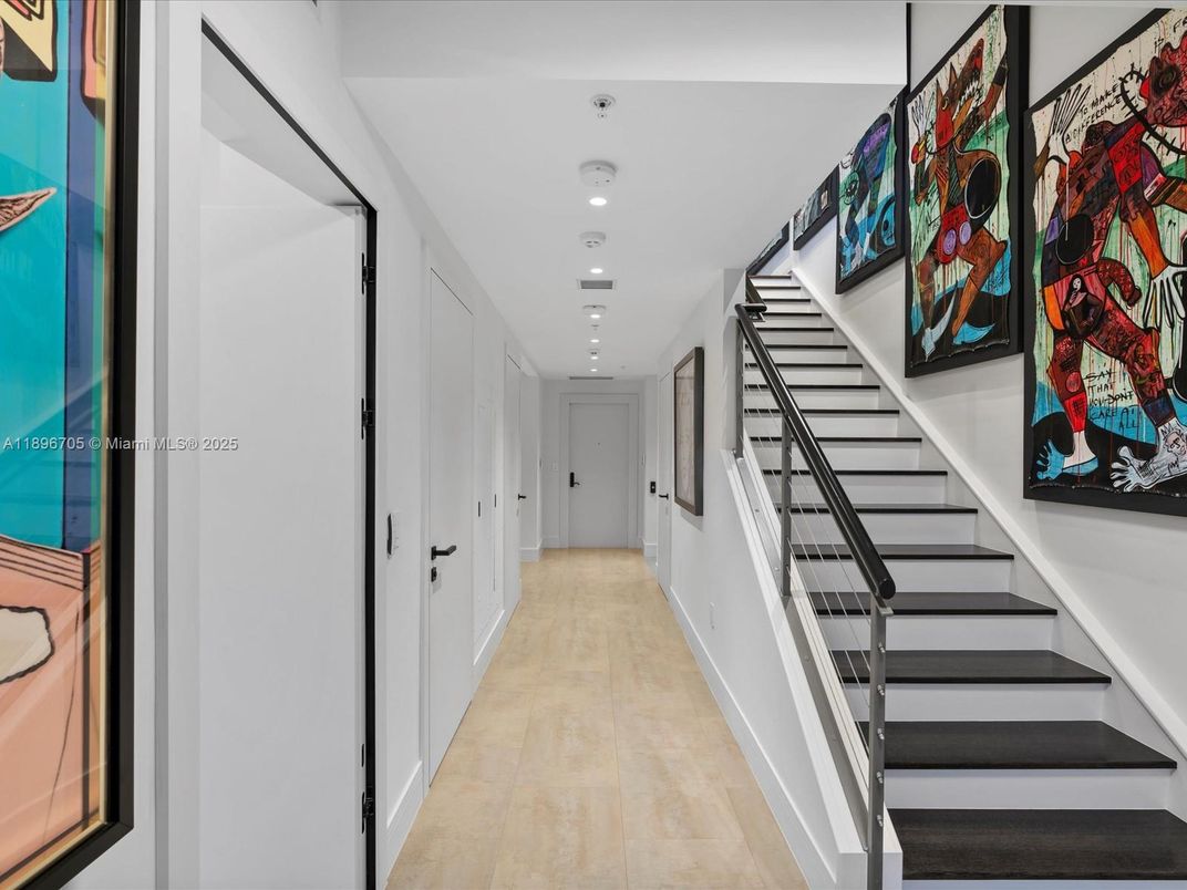 Interior, Recessed Lighting