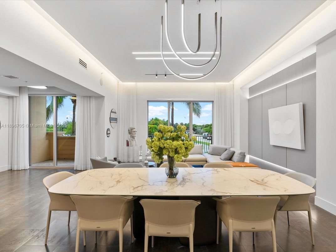 Dining room, Interior, Pendant Lights, Recessed Lighting, Wood Texture Flooring