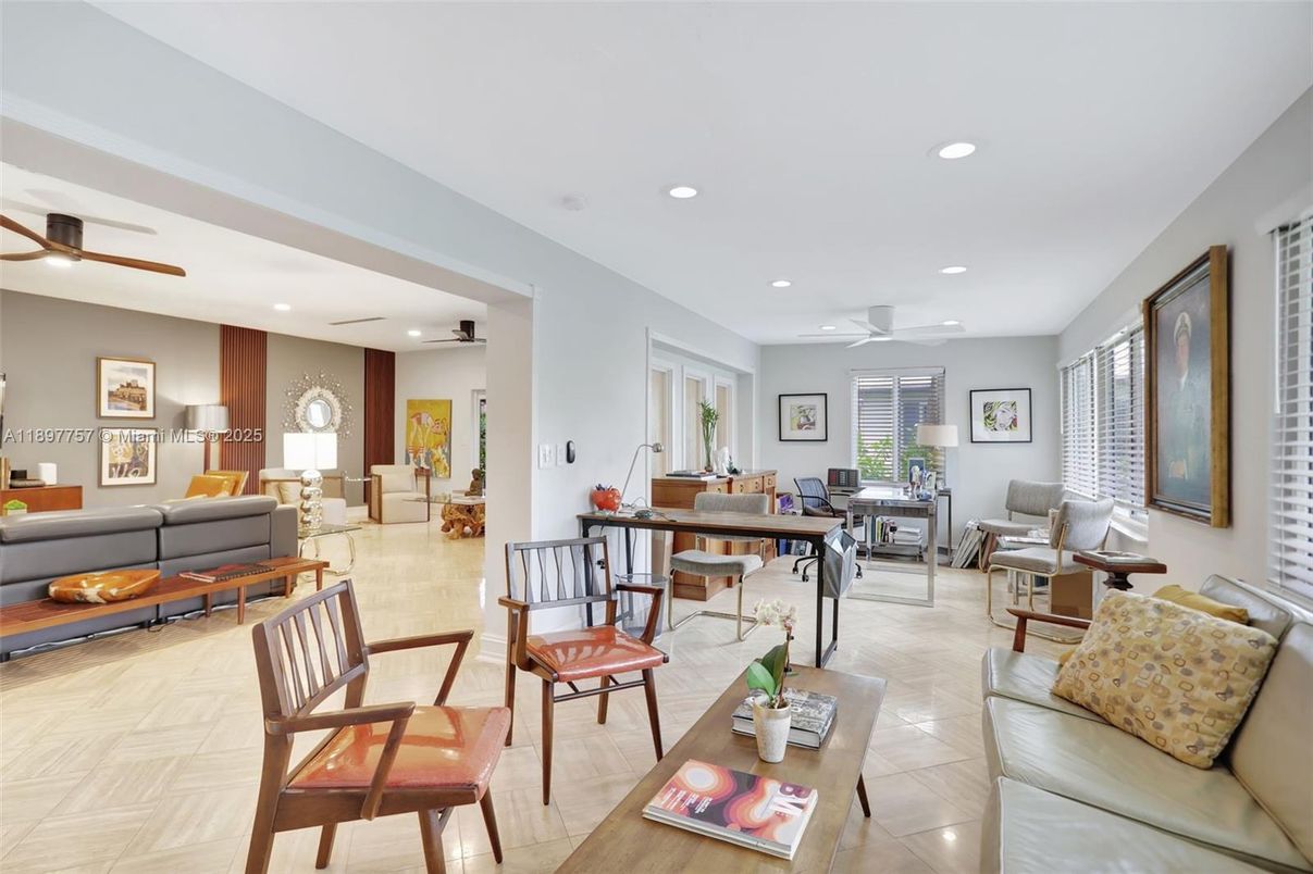 Dining room, Interior, Living room, Recessed Lighting