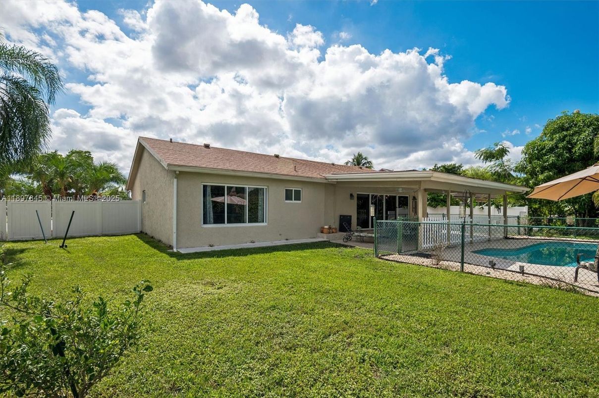 Backyard, Exterior, Pool