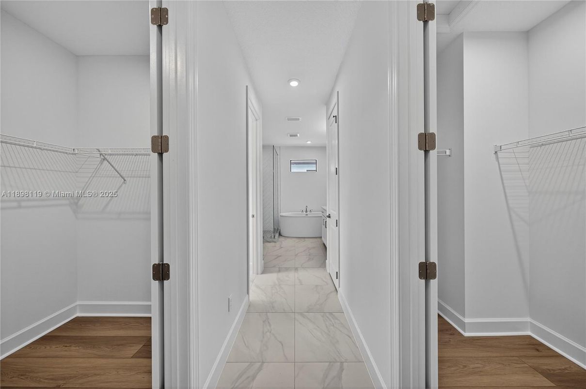 Bathroom, Interior, Marble, Recessed Lighting