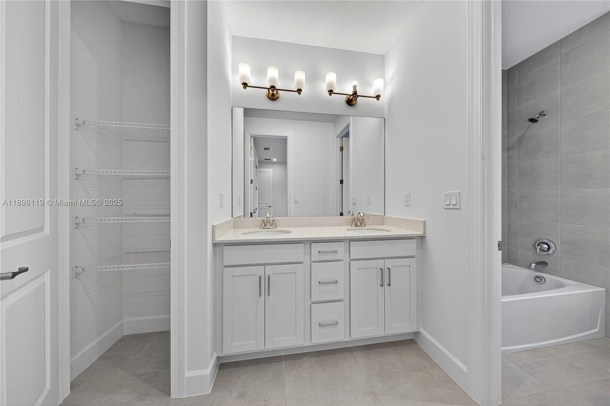 Bathroom, Dual Sink Vanities, Interior