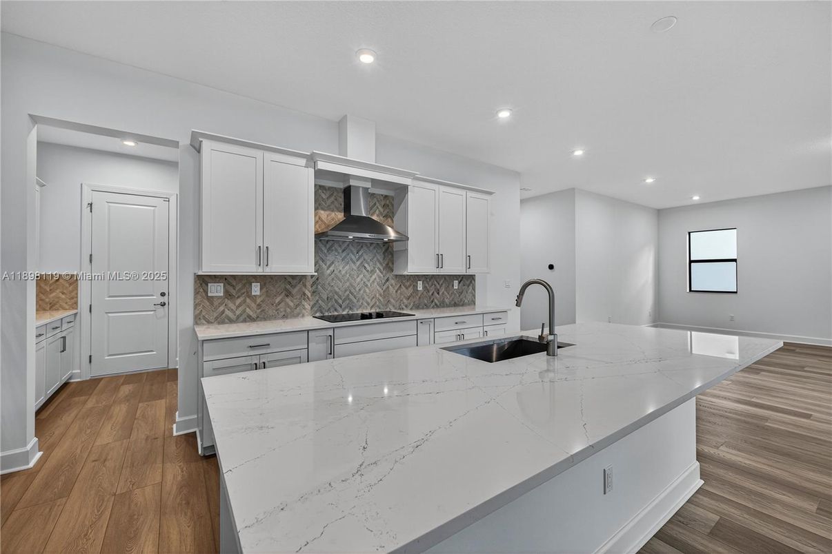 Interior, Kitchen, Recessed Lighting, Wood Texture Flooring