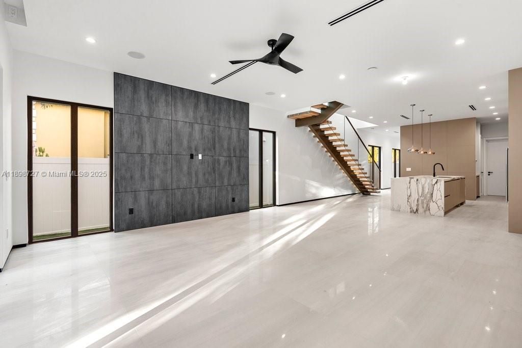 Interior, Kitchen, Pendant Lights, Recessed Lighting