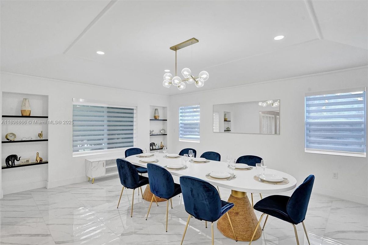 Dining room, Interior, Marble, Pendant Lights, Recessed Lighting