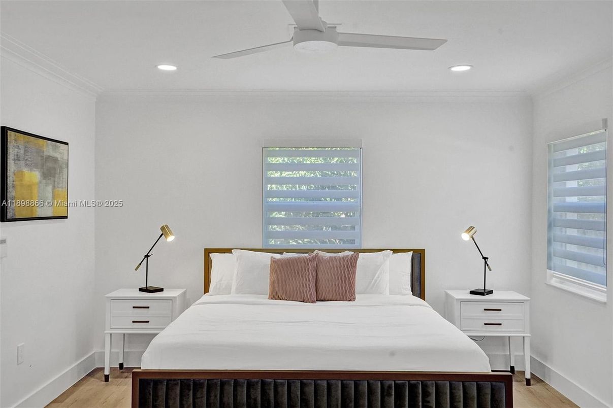 Bedroom, Interior, Recessed Lighting, Wood Texture Flooring