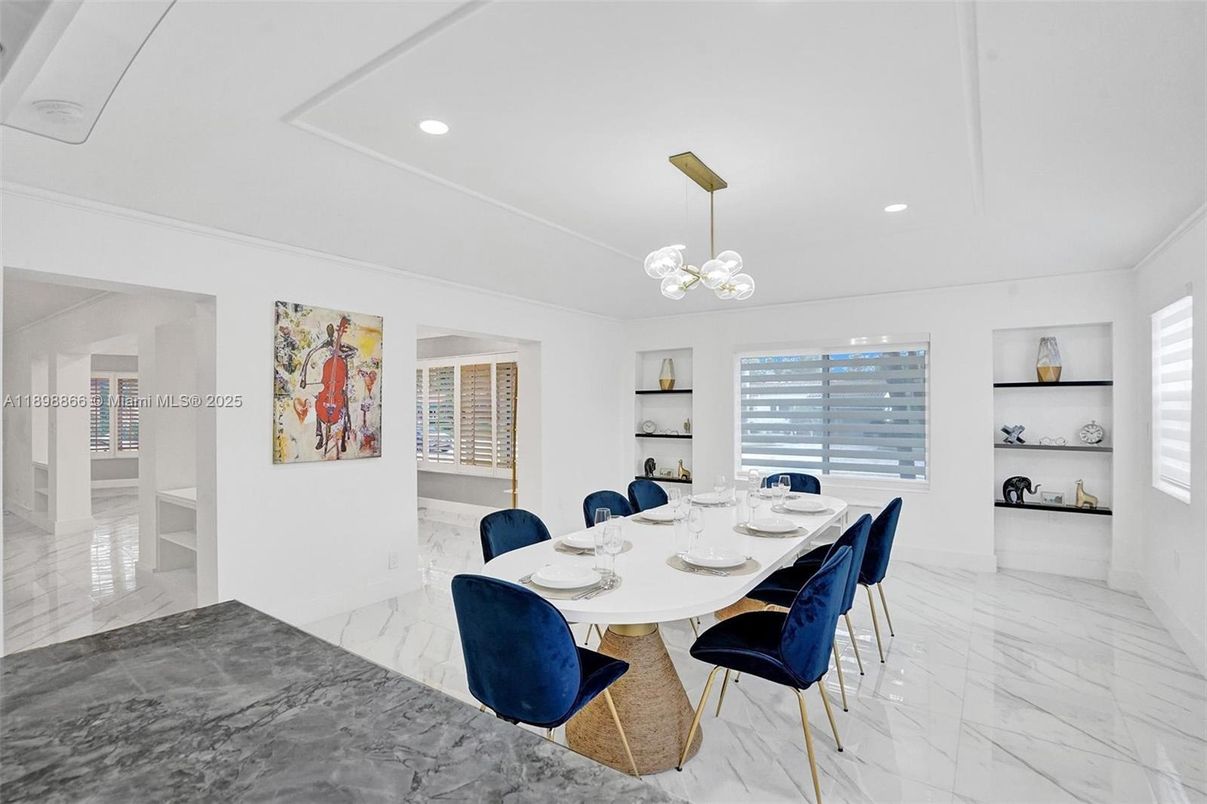 Dining room, Interior, Marble, Pendant Lights, Recessed Lighting