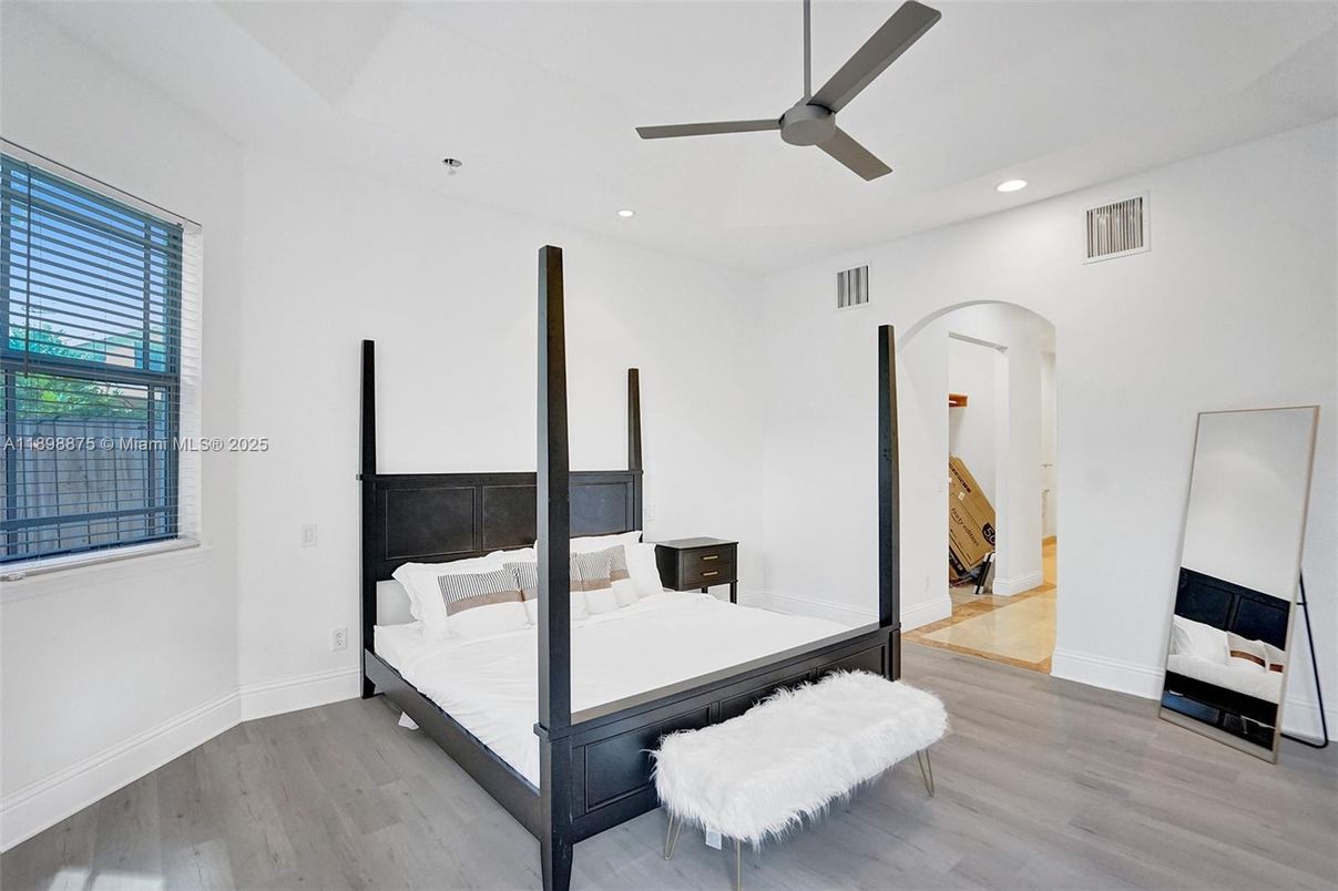 Bedroom, Interior, Recessed Lighting, Wood Texture Flooring