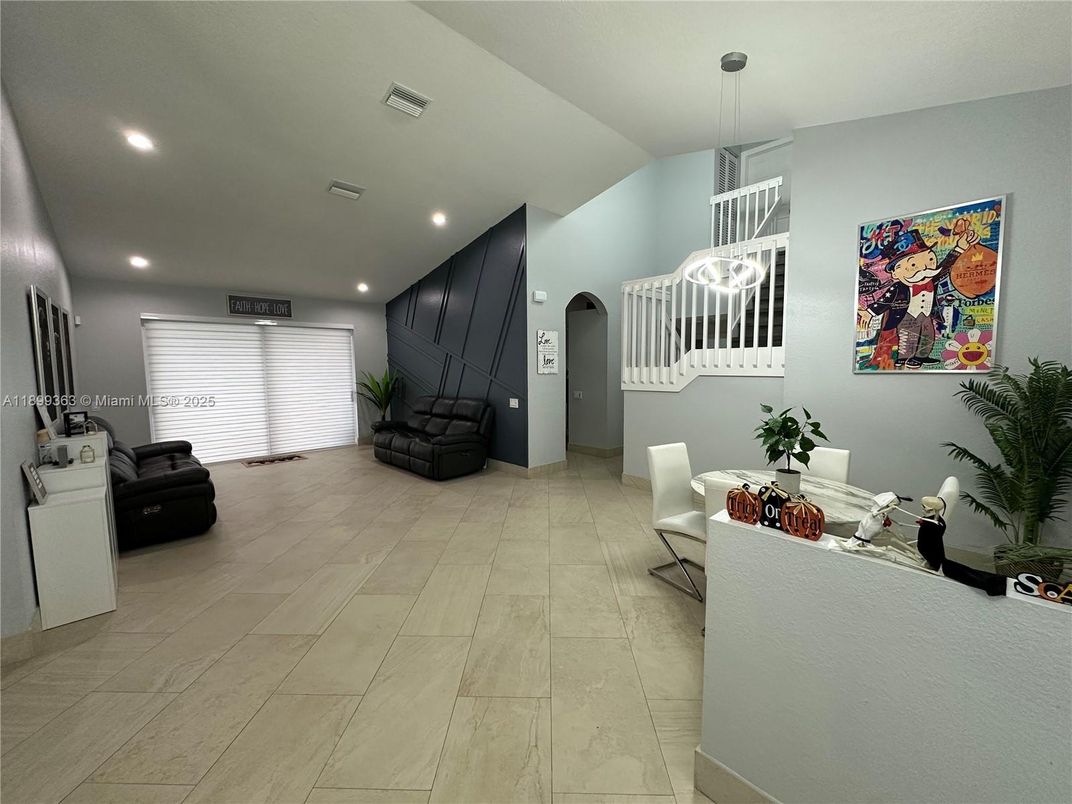 Interior, Pendant Lights, Recessed Lighting